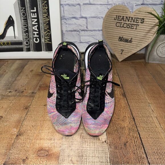 Nike Womens Air Max Flyknit Racer (DM9073-300) - Picture 8 of 10
